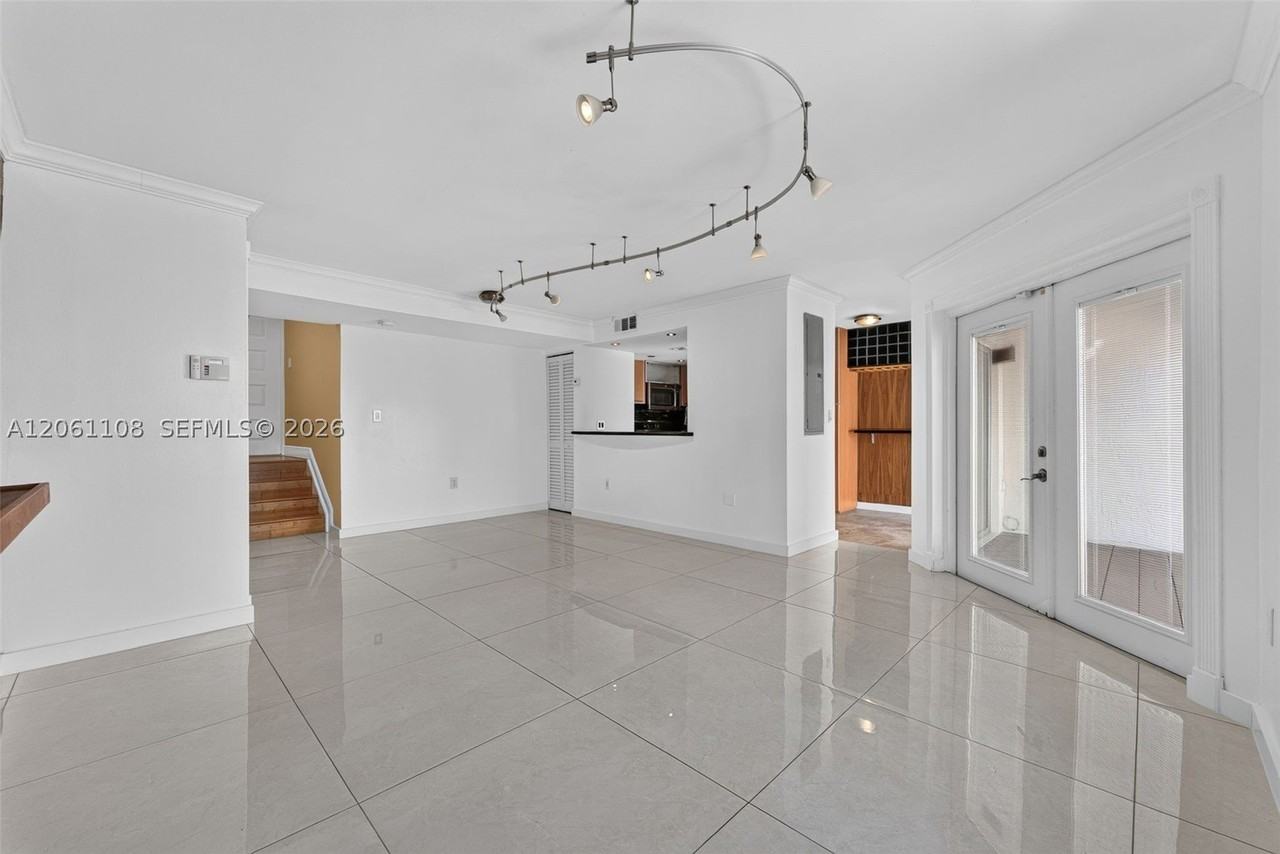 6800 Sw 45th Ln #124 - Photo 7 of 22