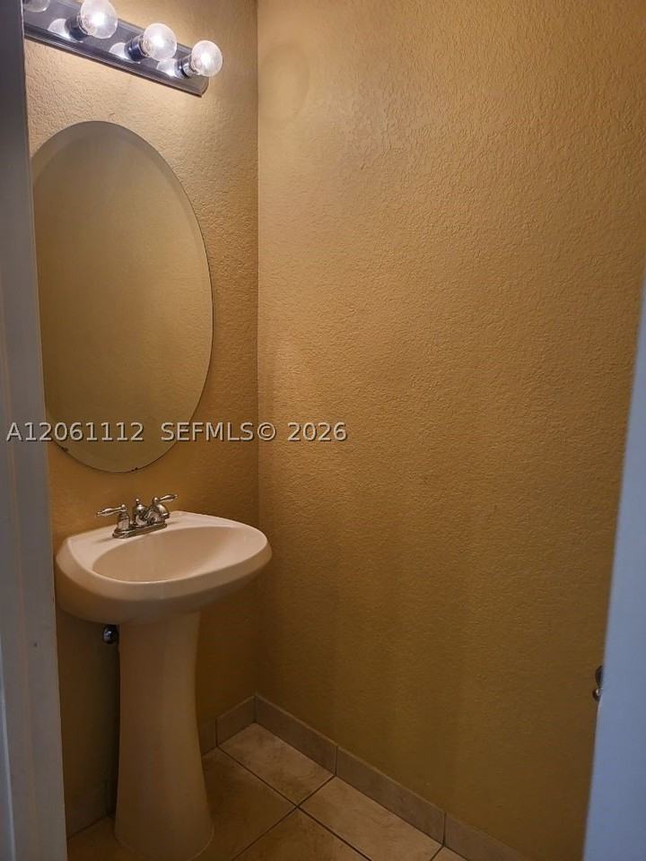 14103 Sw 49th St #12 - Photo 6 of 19