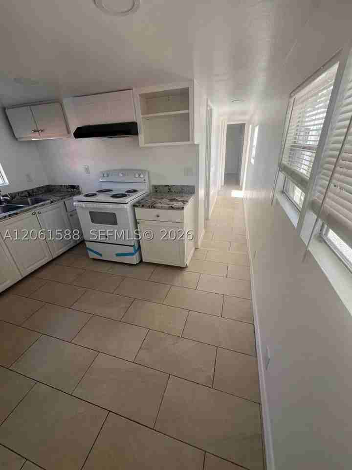 13331 Sw 8th St #13331 - Photo 2 of 7