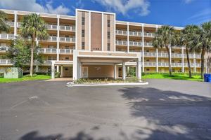 featured image of 1100 Nw 87th Ave #401
