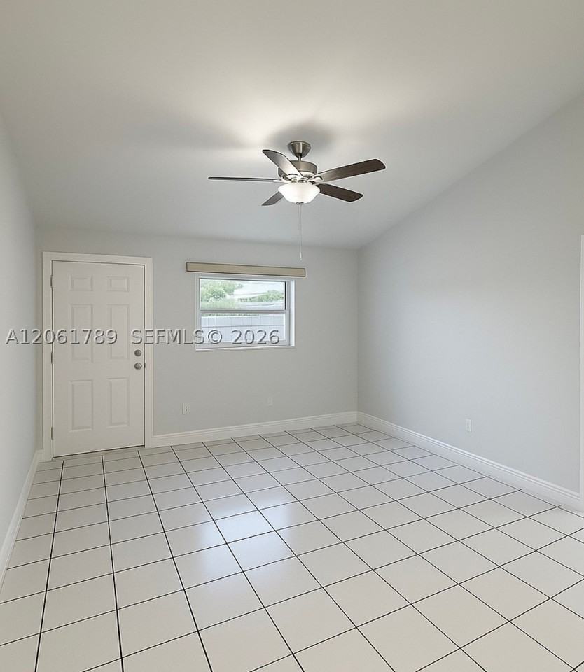 10385 Sw 209th Ln - Photo 2 of 9