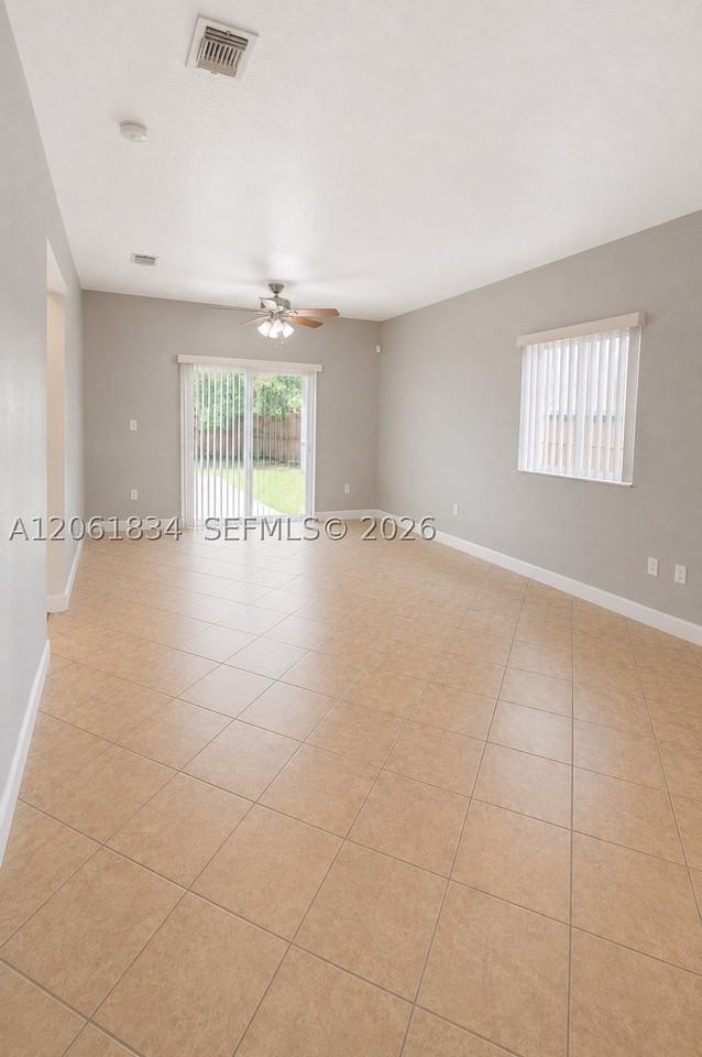 2603 Ne 41st Cir #2603 - Photo 5 of 20