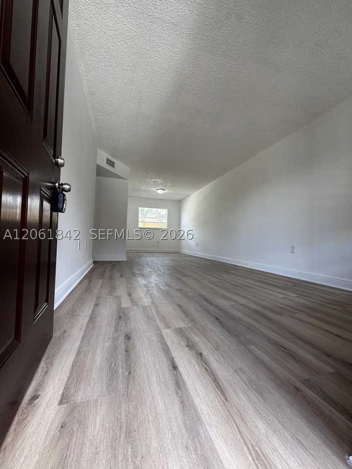 5441 W 24th Ave #36 - Photo 3 of 11