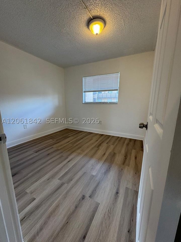 5441 W 24th Ave #36 - Photo 7 of 11