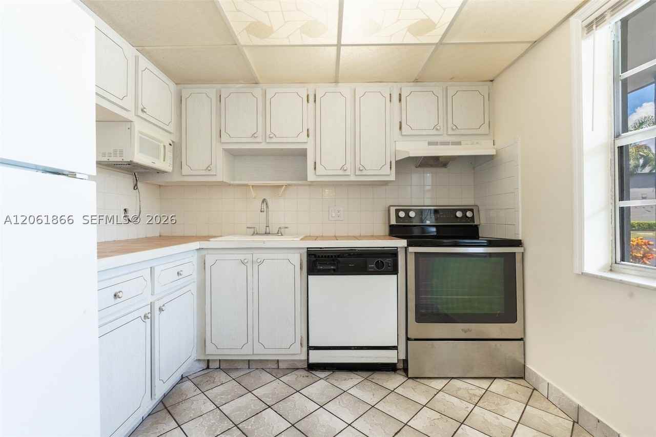 7877 Golf Circle Dr #108 - Photo 3 of 23
