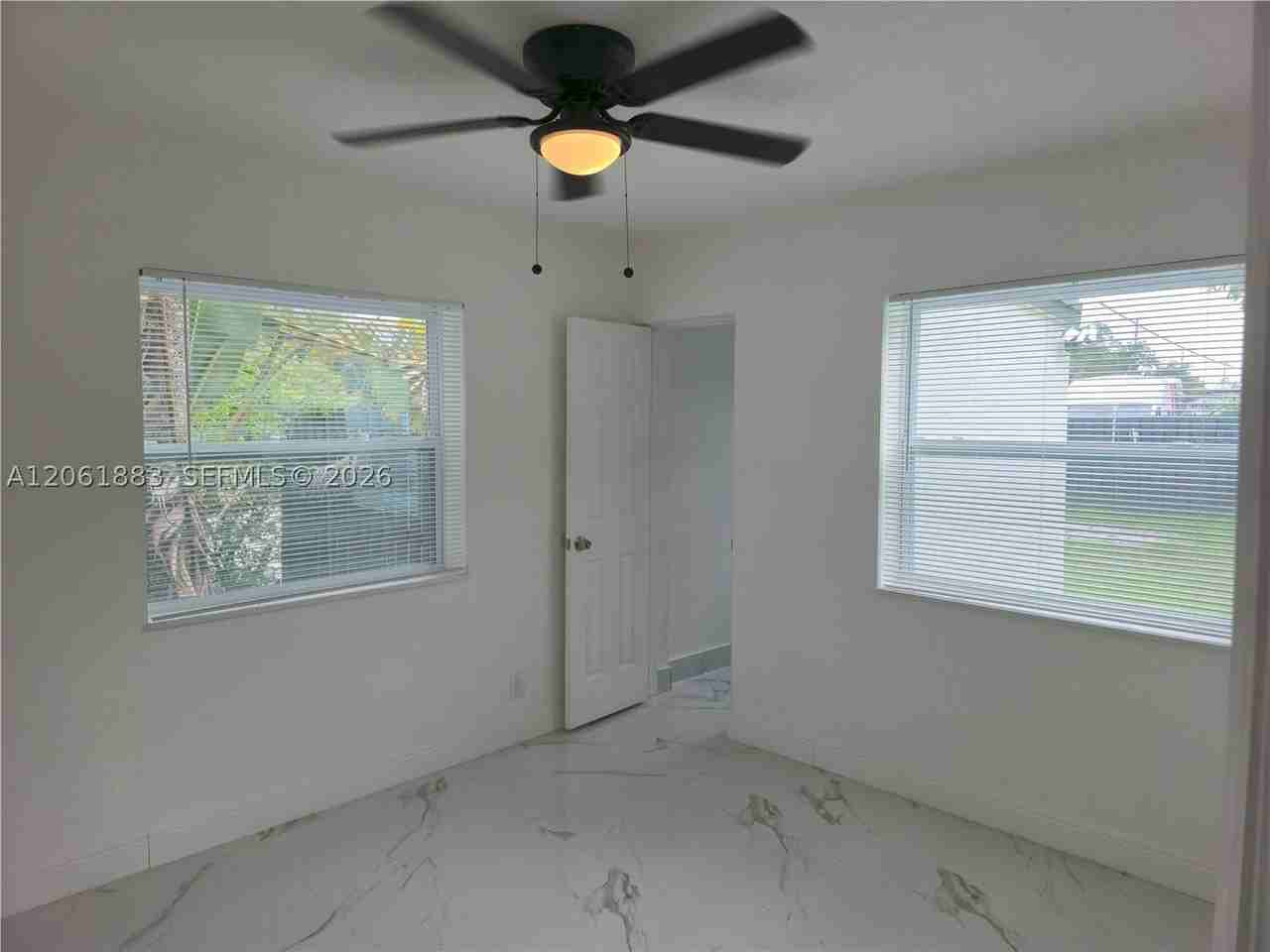 1141 Sw 8th Ter - Photo 7 of 18