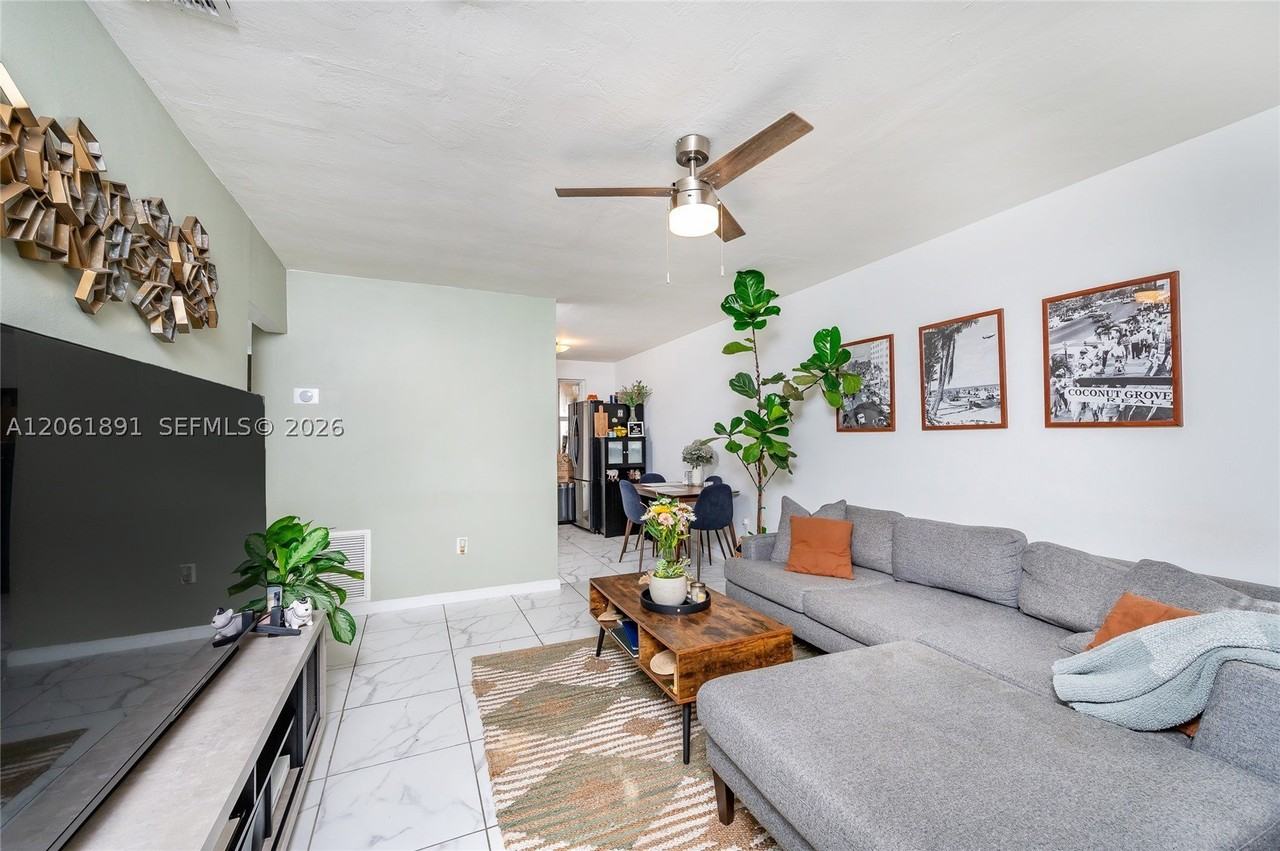3100 Naomi St #3102 - Photo 5 of 16
