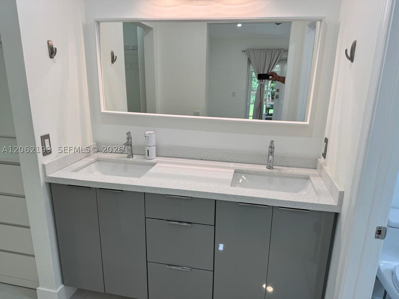 1133 Alexander Bnd - Photo 7 of 24
