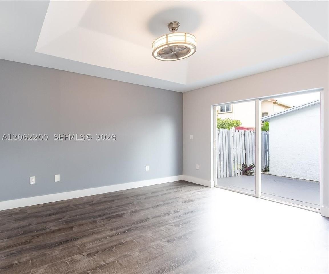 14003 Sw 147th Ct - Photo 6 of 13