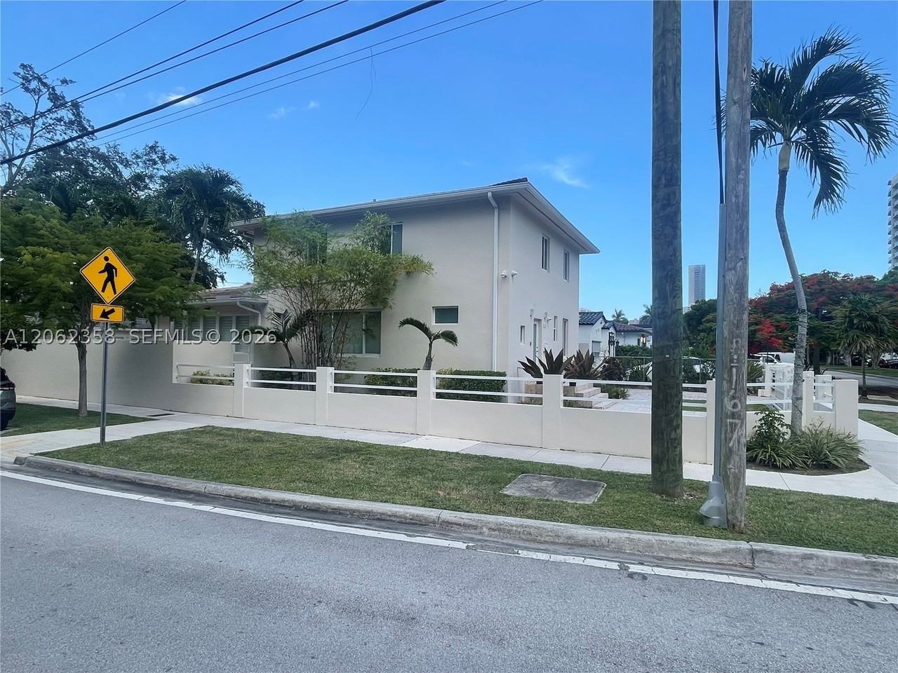 383 Sw 25th Rd - Photo 5 of 33