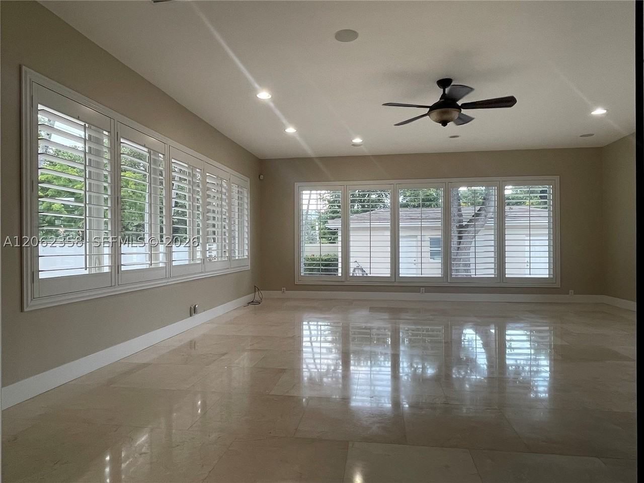 383 Sw 25th Rd - Photo 7 of 33