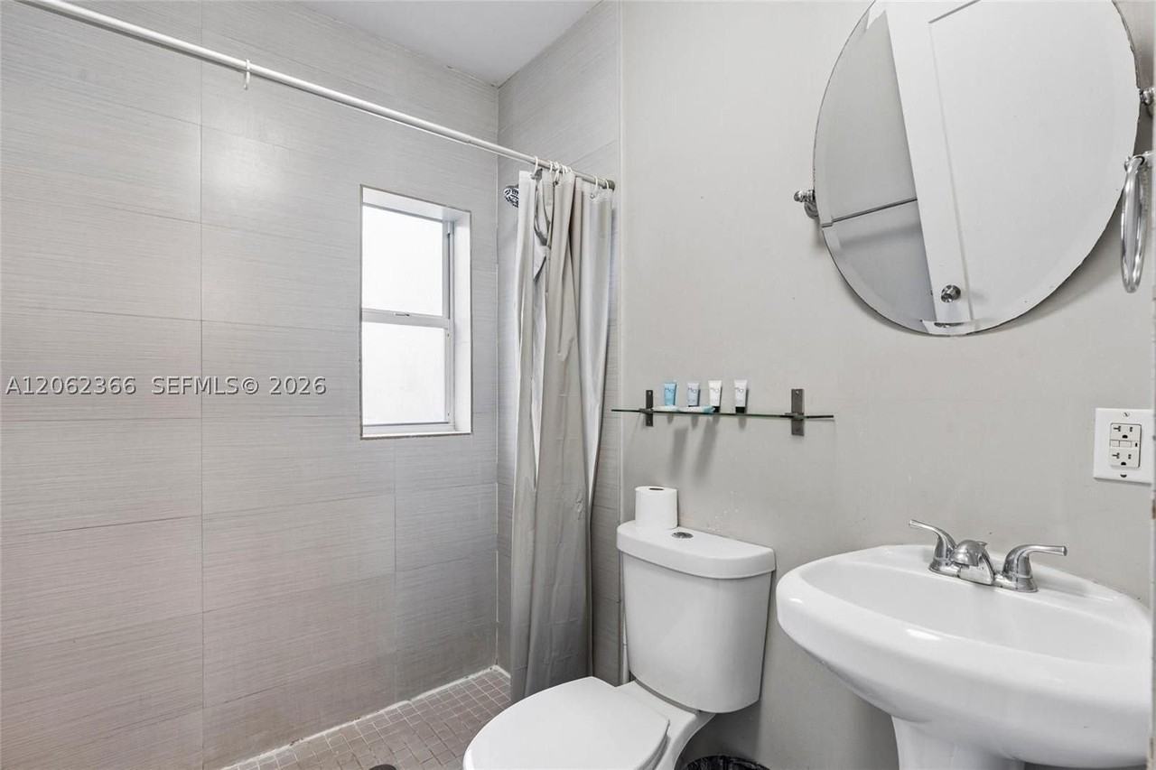 437 Ne 69th St #1 - Photo 6 of 26