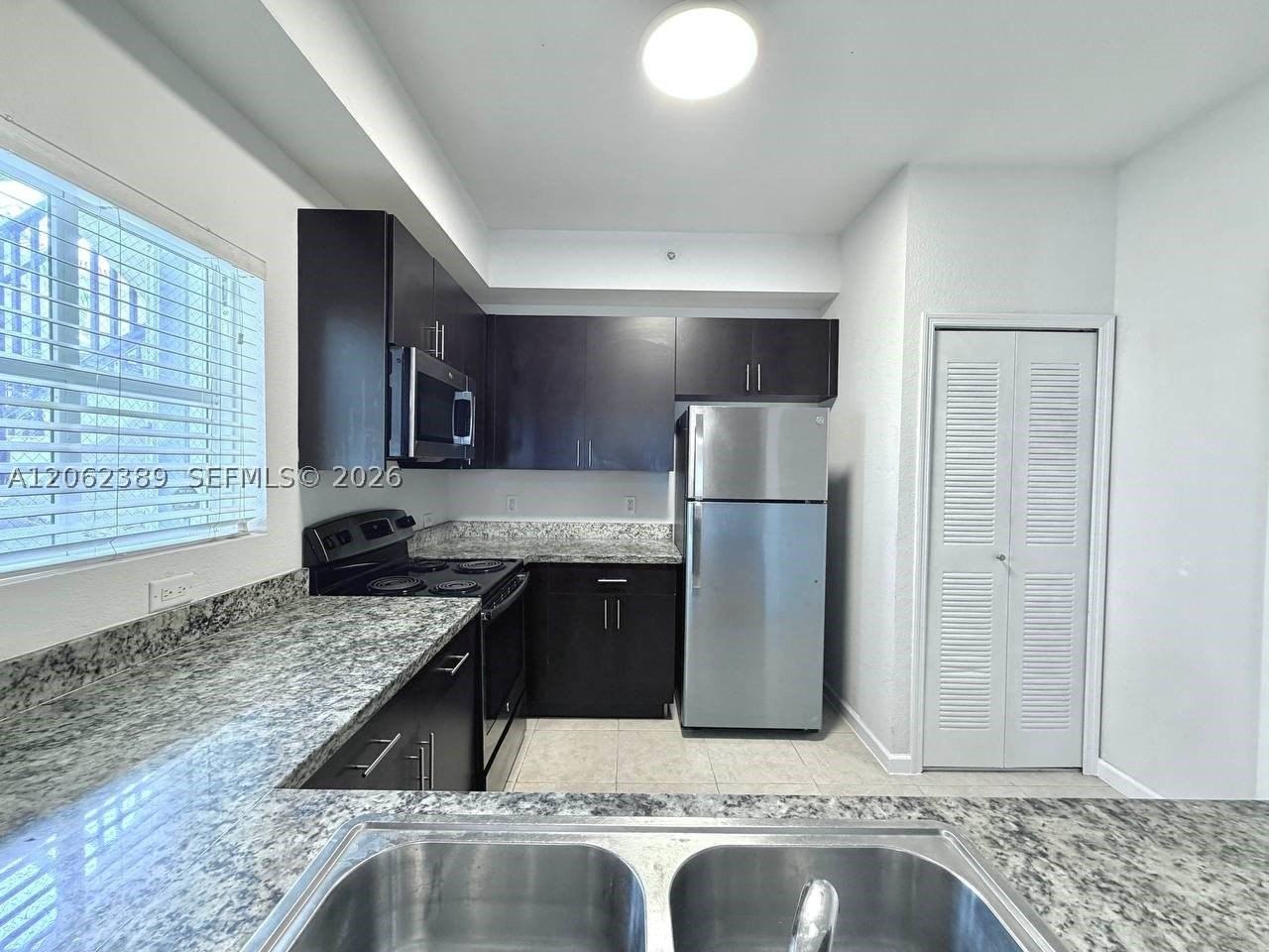 3417 W 80th St #108 - Photo 6 of 29