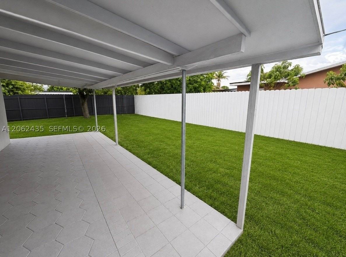 4761 Nw 190th St - Photo 5 of 5