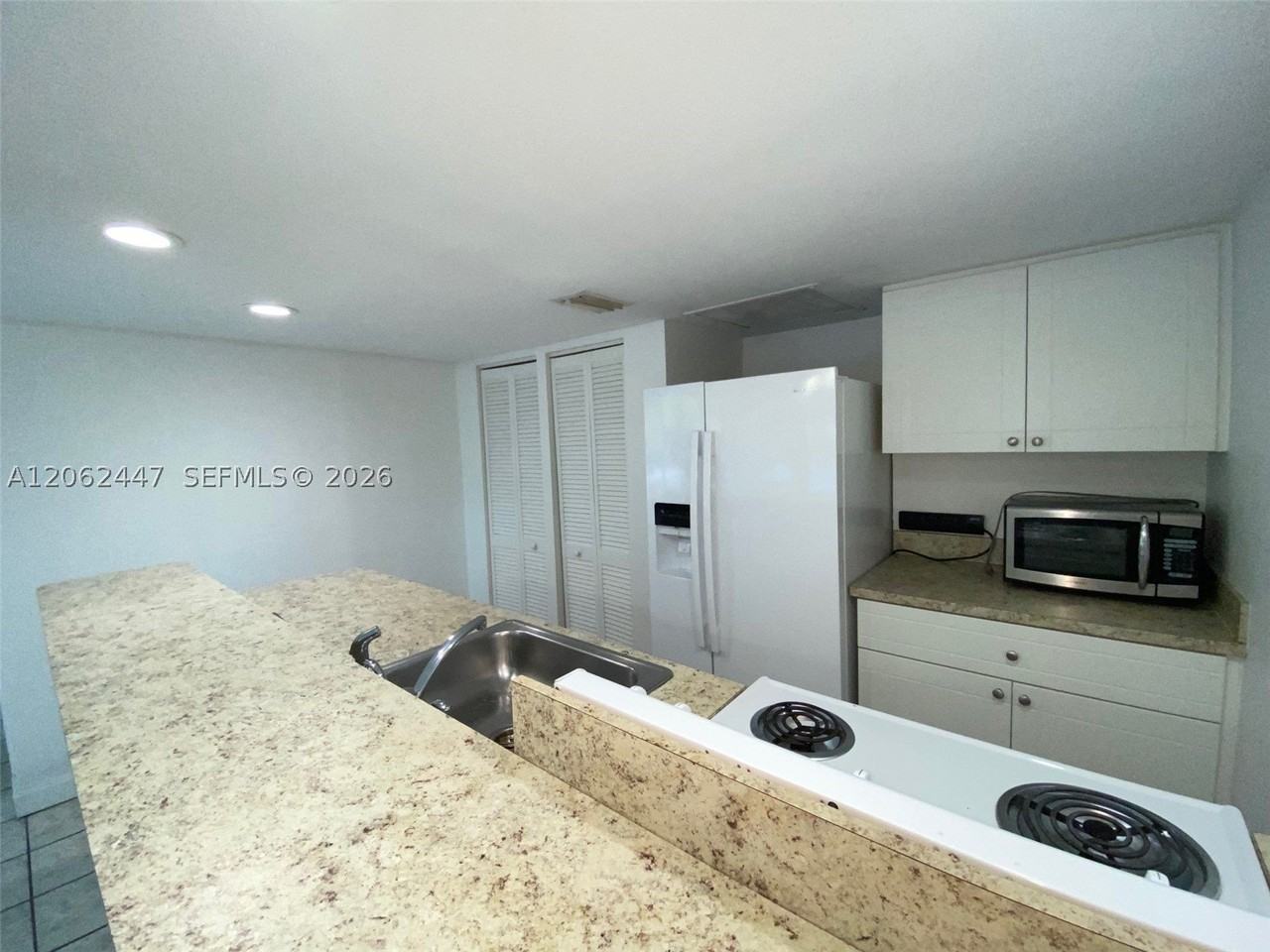 6414 Miami Lakes Dr E #0 - Photo 6 of 24