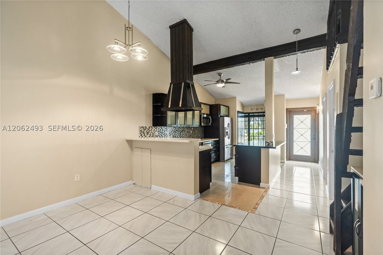 10398 Orange Ct #10398 - Photo 5 of 50