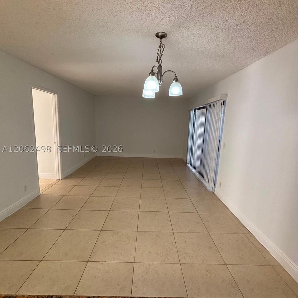1502 Lake Crystal Dr #A - Photo 7 of 20