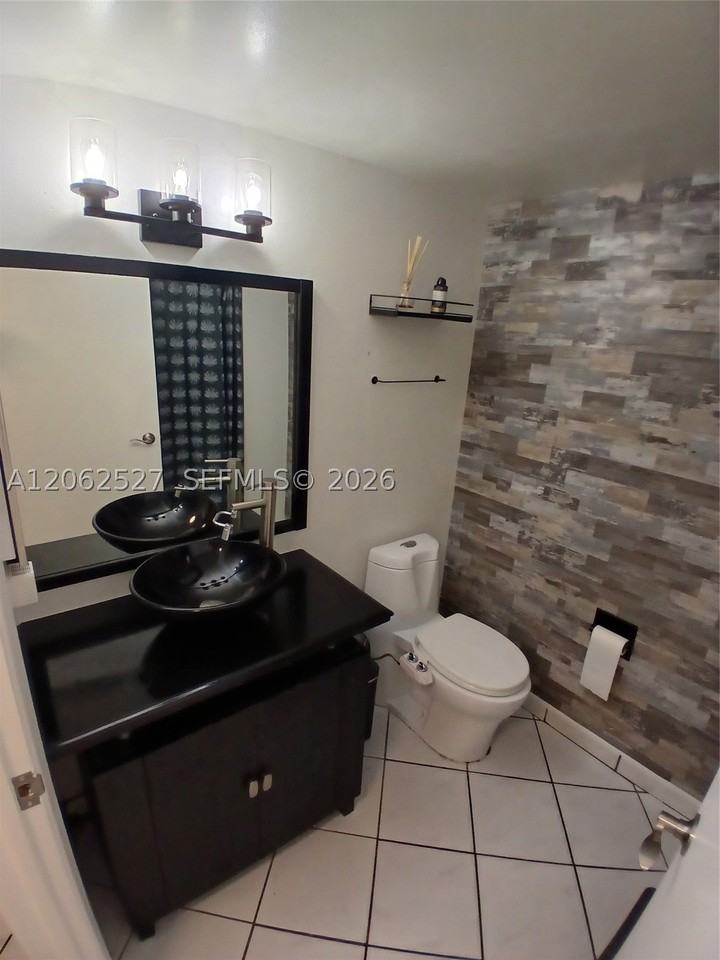 9403 Fontainebleau Blvd #110 - Photo 7 of 23
