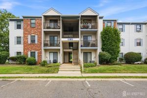 featured image of 334 Lancaster Ct