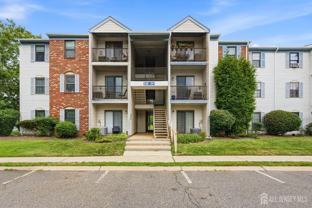 334 Lancaster Ct - Photo 1 of 1