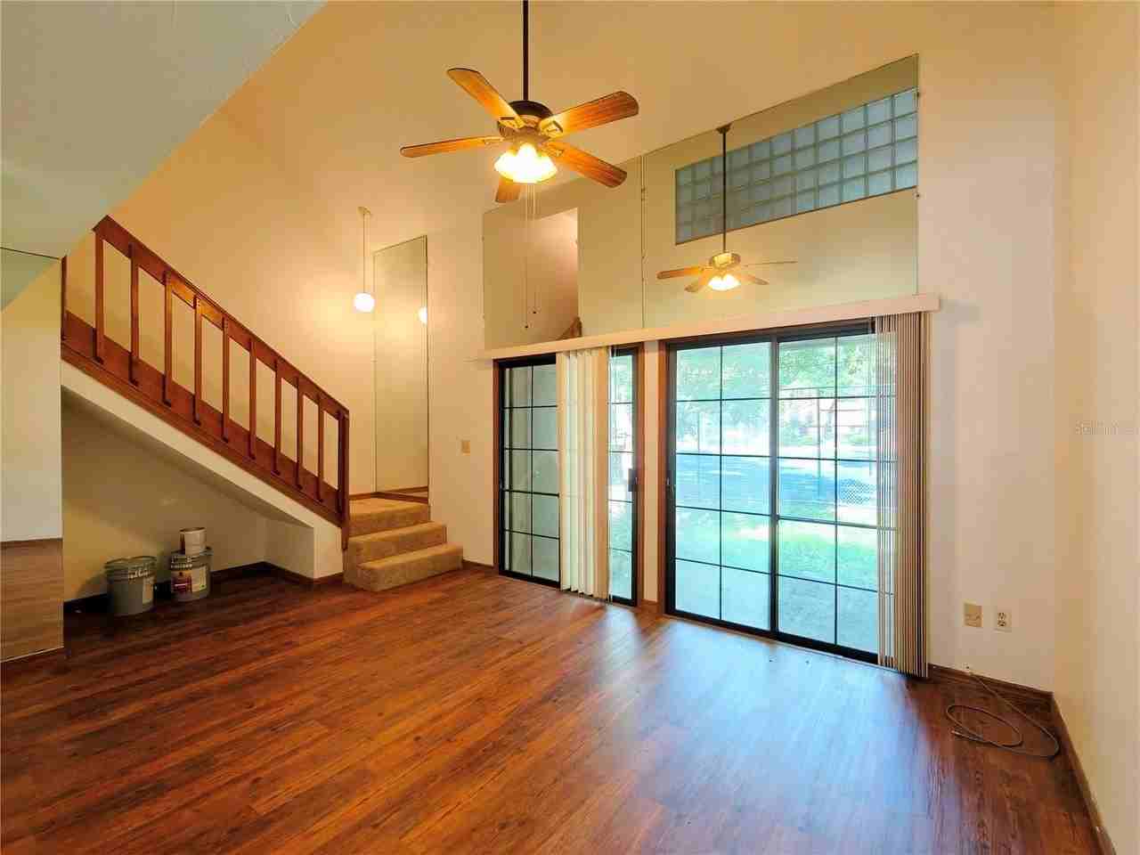 830 Sw 56th Ter - Photo 4 of 22