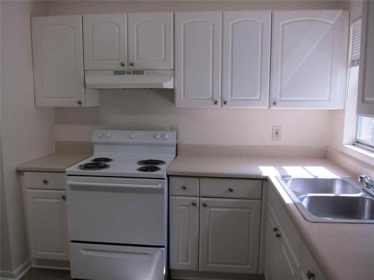 37 Ne 21st Ter #B - Photo 4 of 29