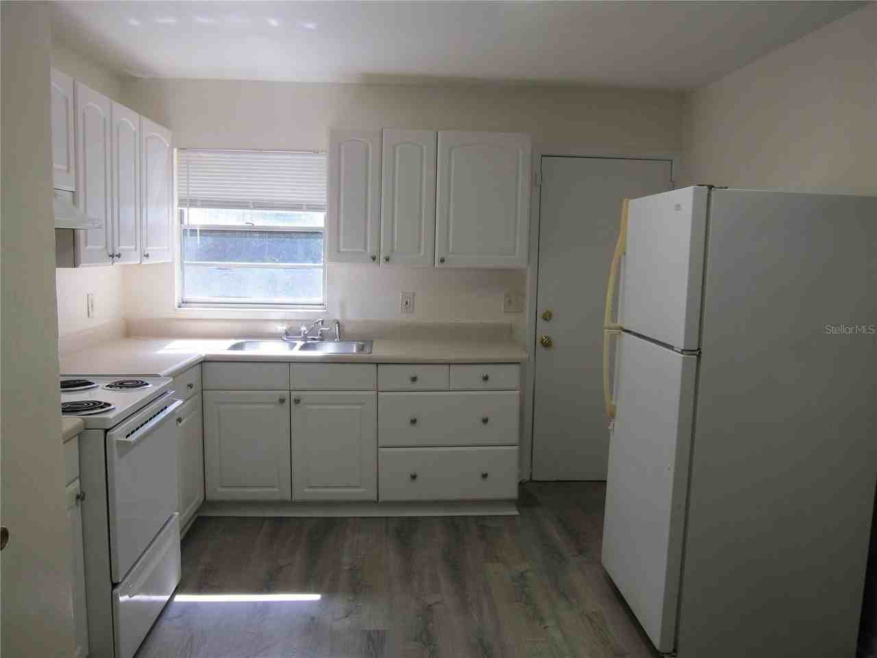 37 Ne 21st Ter #B - Photo 6 of 29