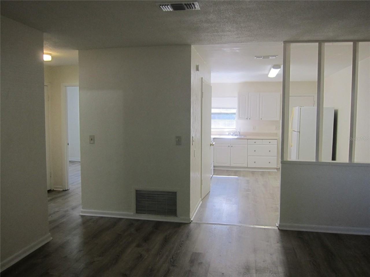 37 Ne 21st Ter #B - Photo 7 of 29