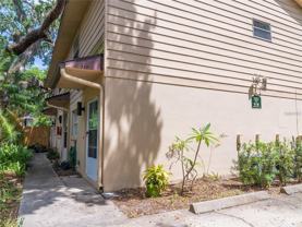 517 S Summerlin Ave - Photo 1 of 1