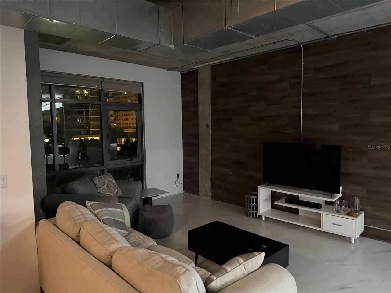 10 N Summerlin Ave #34 - Photo 3 of 18