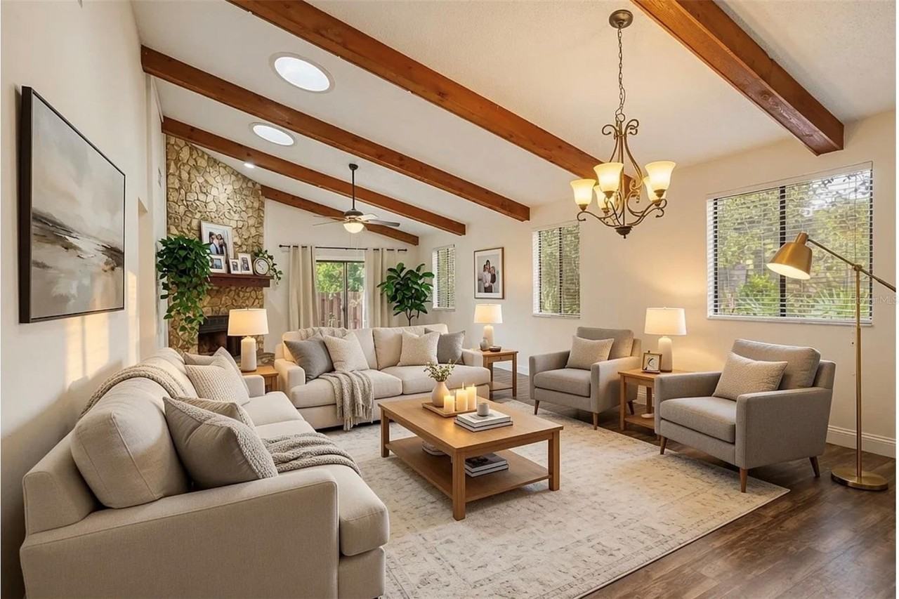 325 Timberline Trl - Photo 2 of 49