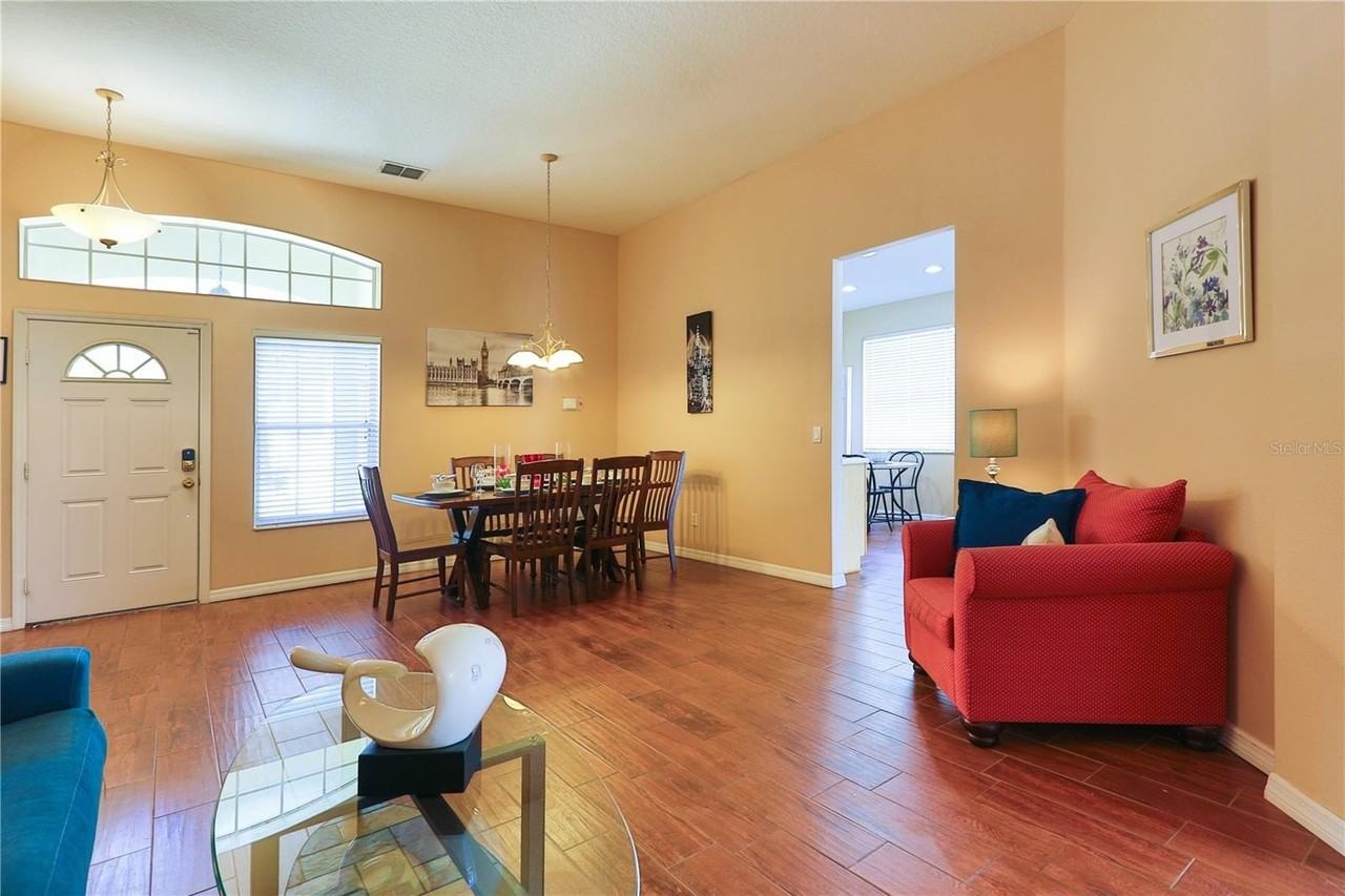 331 Henley Cir - Photo 6 of 27