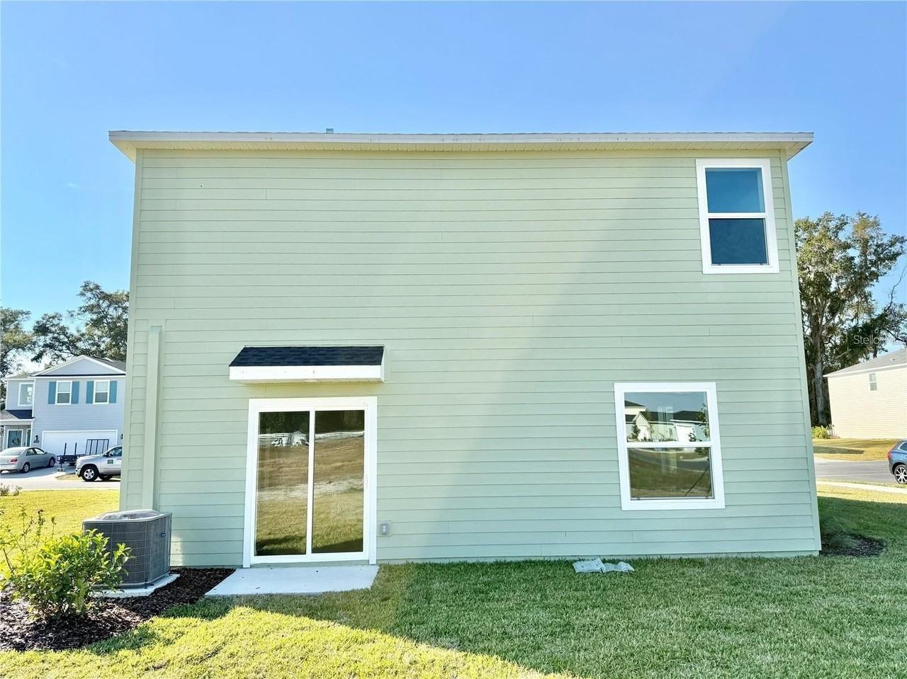 3783 Ne 30th Ter - Photo 3 of 29