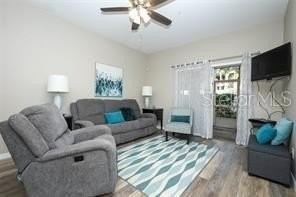 694 Seabrook Ct #101 - Photo 3 of 31