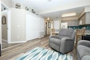 694 Seabrook Ct #101 - Photo 4 of 31