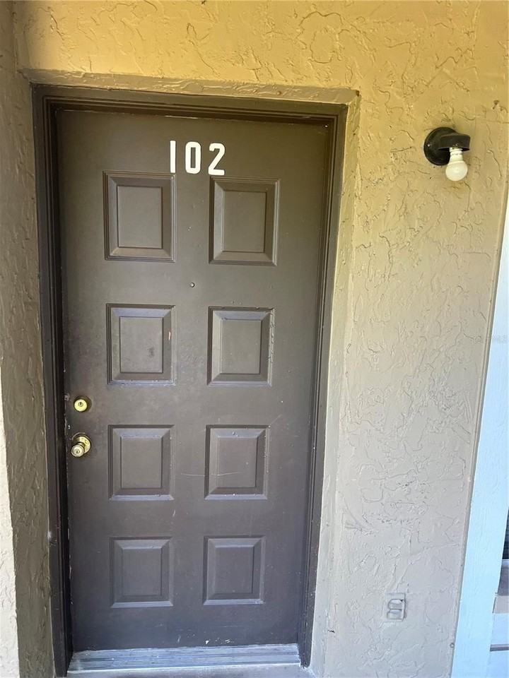 14308 Hanging Moss Cir #102 - Photo 3 of 34