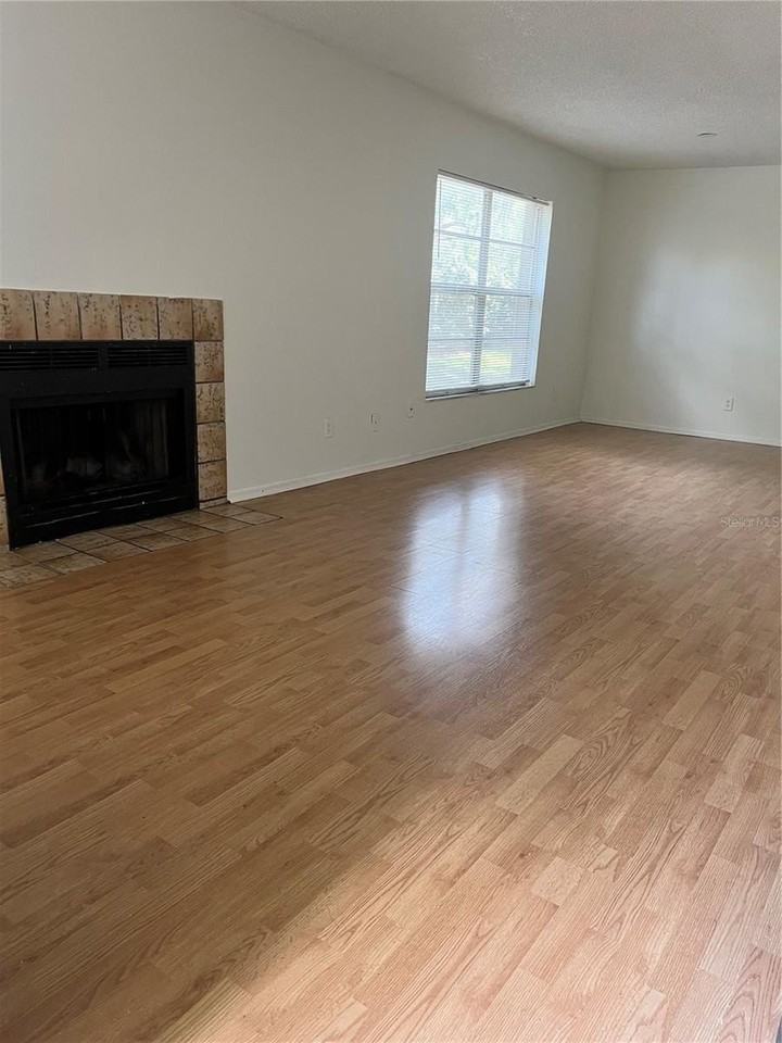14308 Hanging Moss Cir #102 - Photo 7 of 34