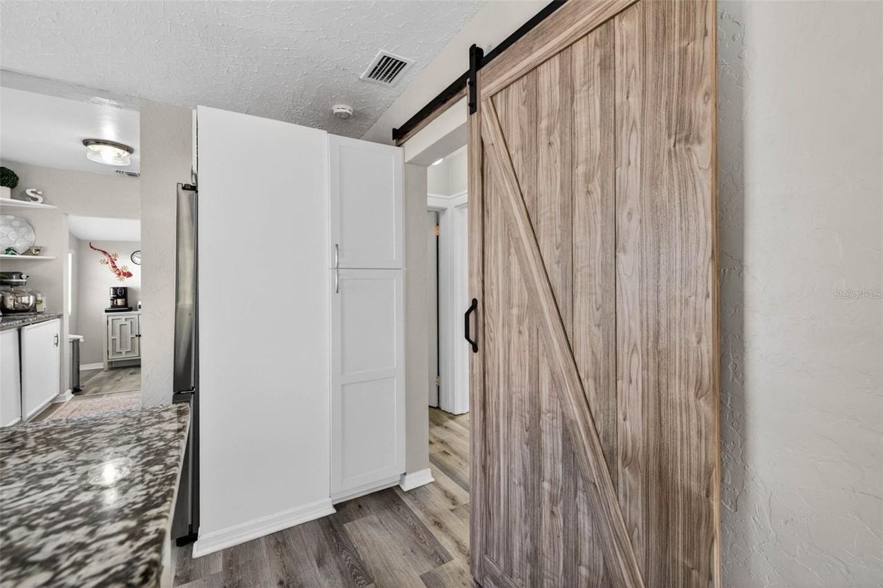 2561 13th Ave N - Photo 7 of 16