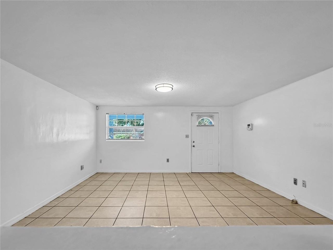 1821 Bellgrove St - Photo 4 of 14