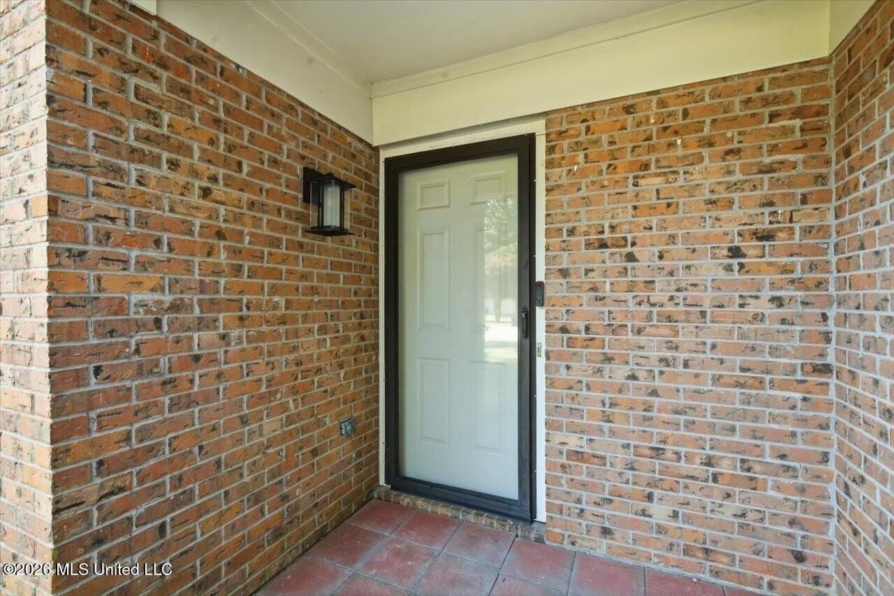 131 Cypress Dr - Photo 4 of 29
