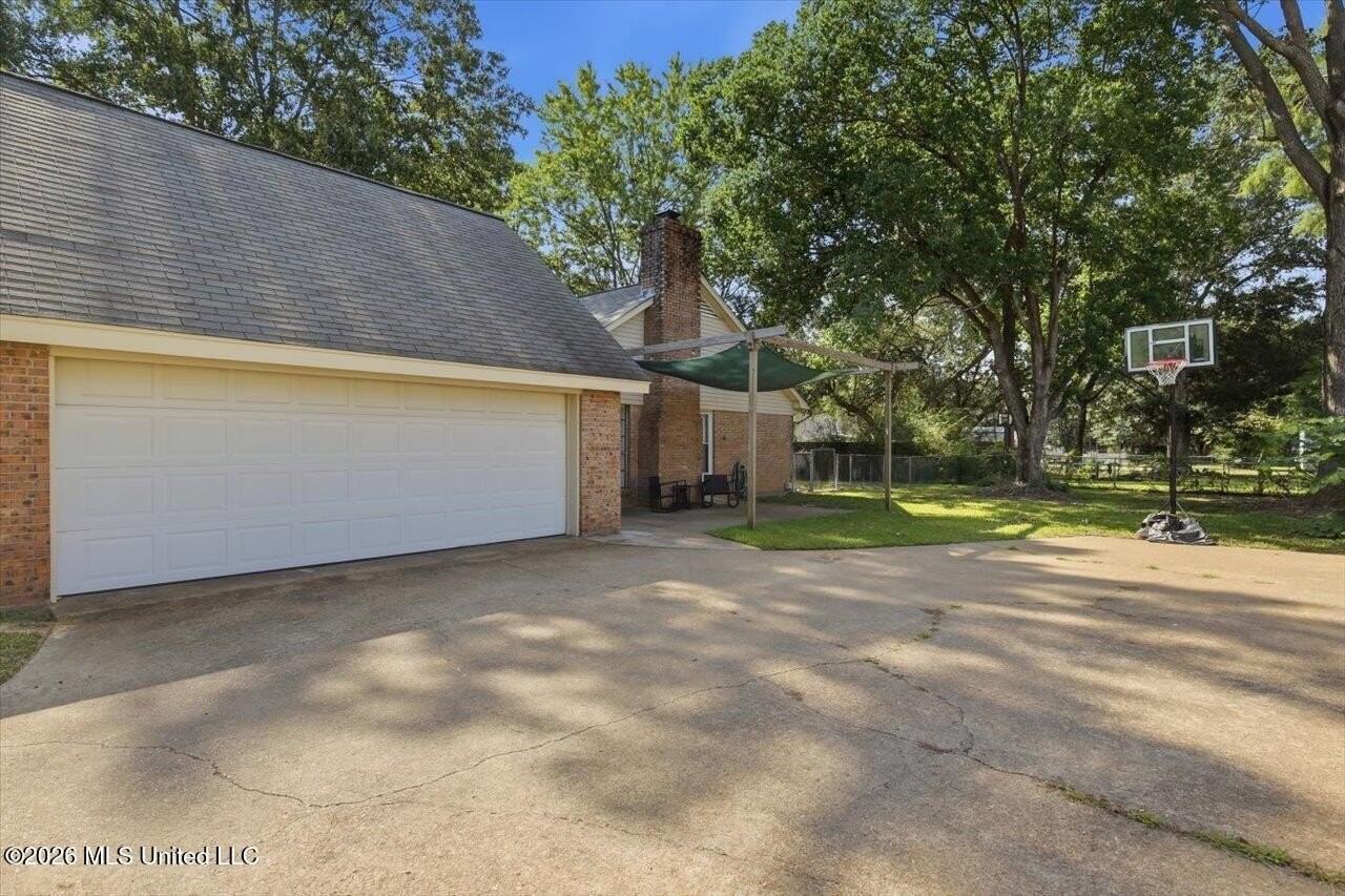 131 Cypress Dr - Photo 6 of 29