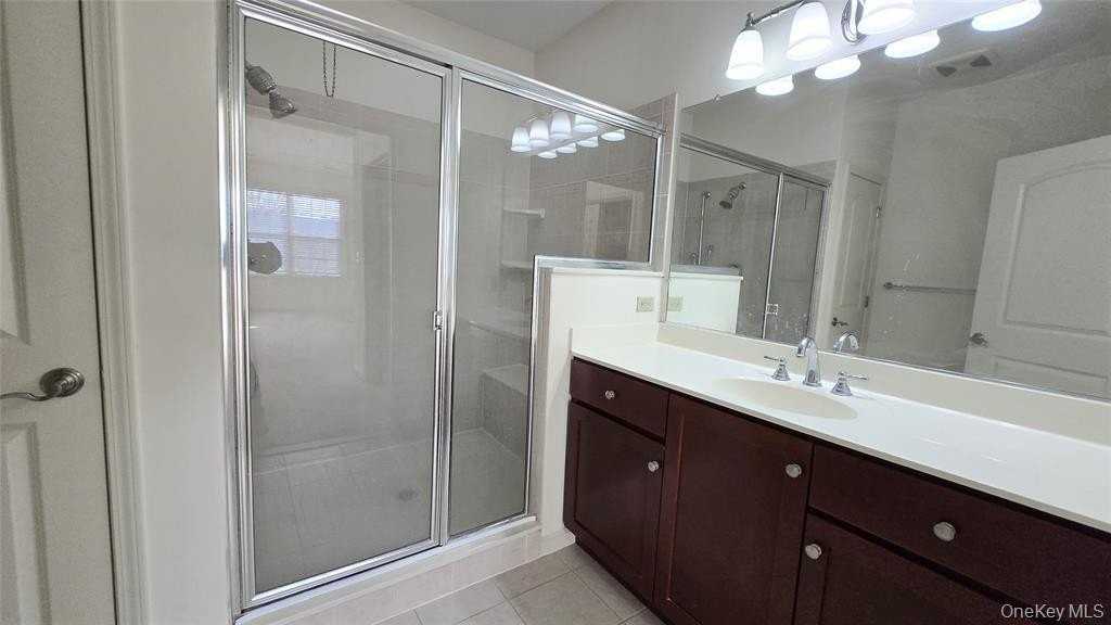 106 Canter Ct - Photo 6 of 35