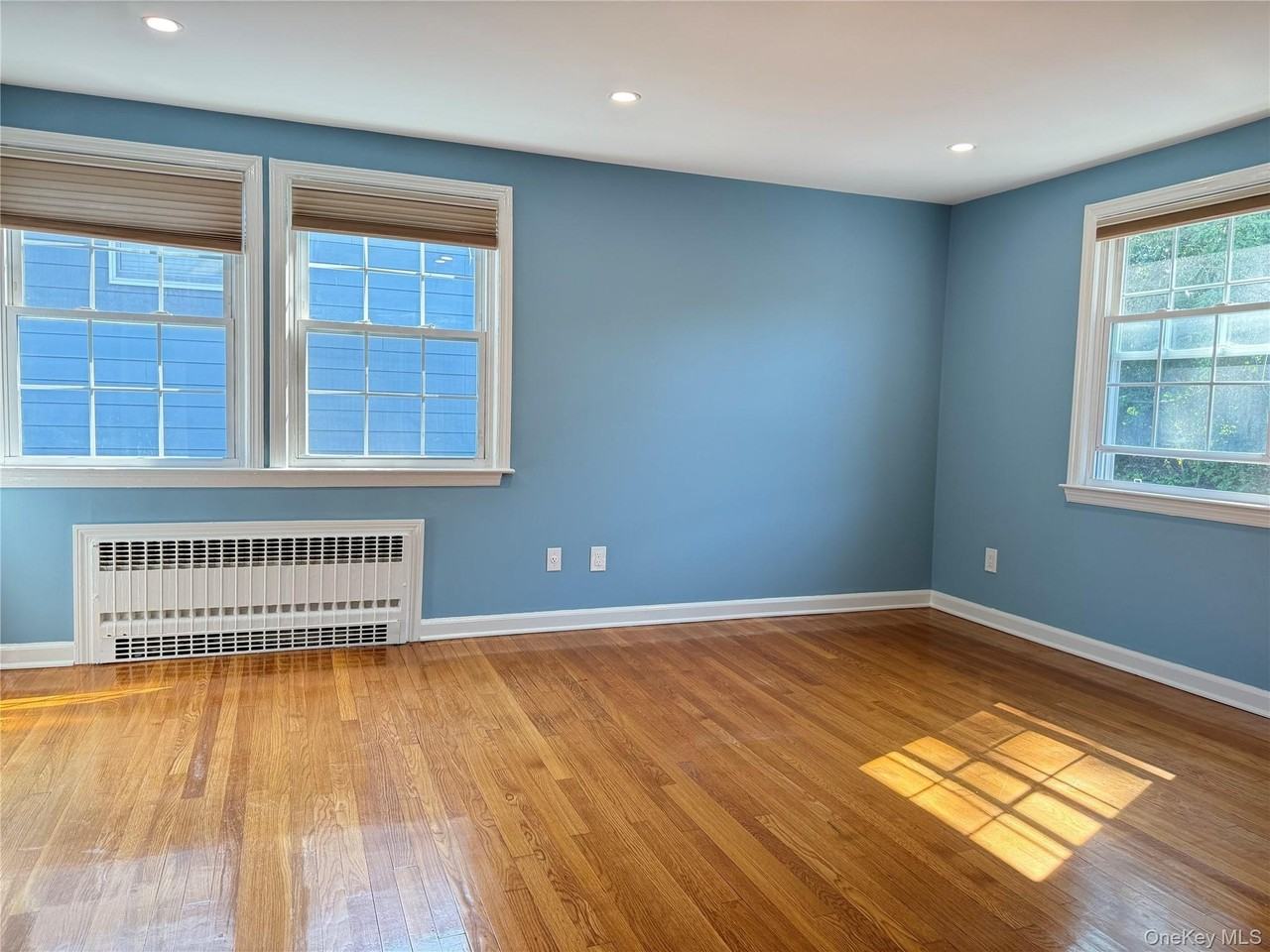 270 Gainsborg Ave E #2ndFL - Photo 6 of 11