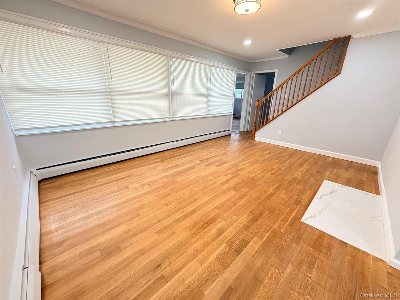 190 Meridian Rd - Photo 7 of 18