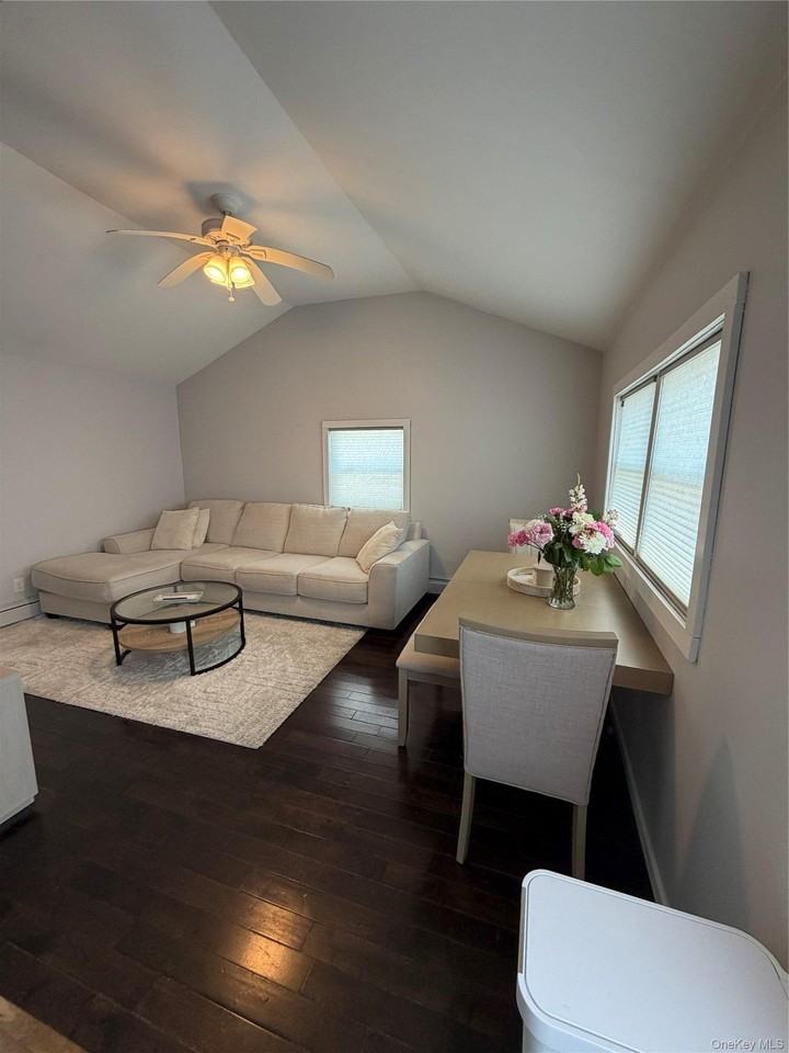 79 Radcliffe Rd #2 - Photo 5 of 9