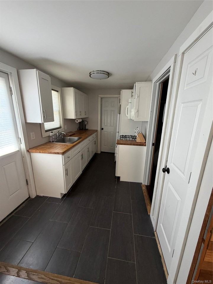 79 Radcliffe Rd #2 - Photo 7 of 9
