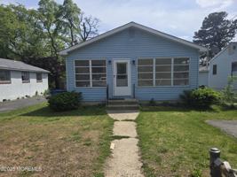 featured image of 330 Elizabeth Ave
