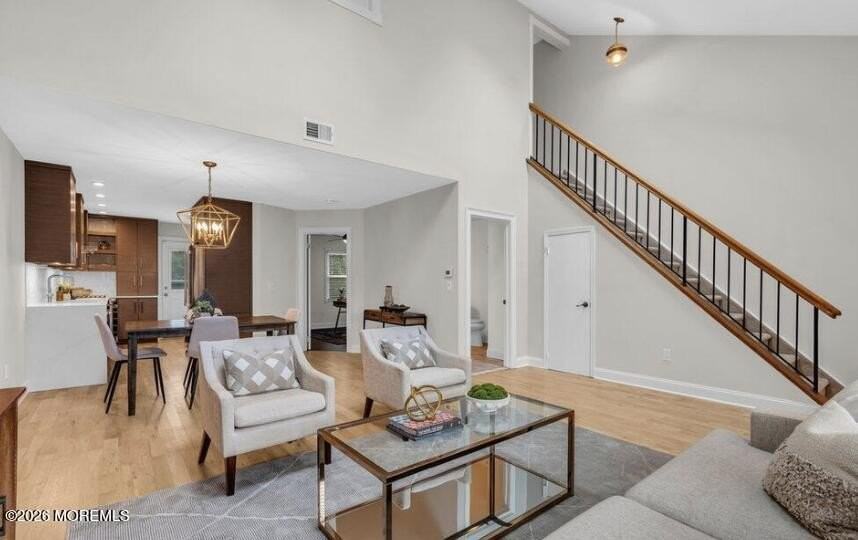 8 Eunice Ln - Photo 4 of 19
