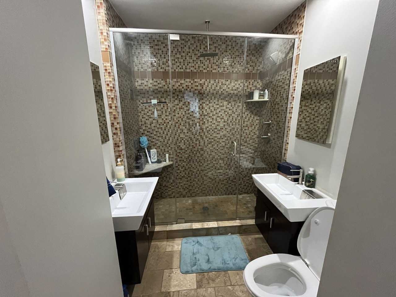 2742 W Nelson St #1 - Photo 4 of 5