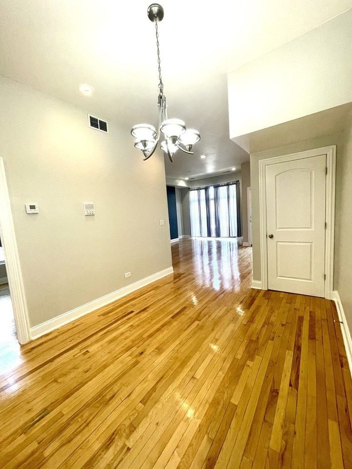 469 E Bowen Ave #1 - Photo 7 of 18